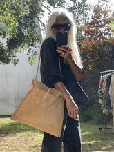 Load image into Gallery viewer, Nomadic (medium)