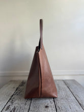 Load image into Gallery viewer, Chelsea Market Gusset