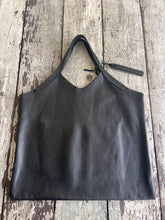 Load image into Gallery viewer, Chelsea