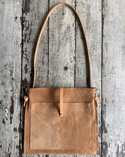 Load image into Gallery viewer, Nomadic (medium)