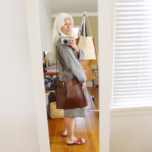 Load image into Gallery viewer, Nomadic (medium)