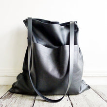 Load image into Gallery viewer, Saddlebag (veg tan leather)