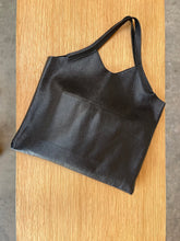 Load image into Gallery viewer, Chelsea
