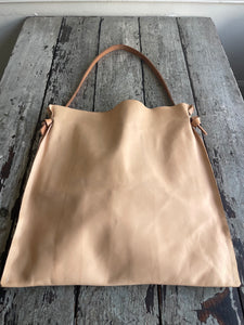 Saddlebag (veg tan leather)